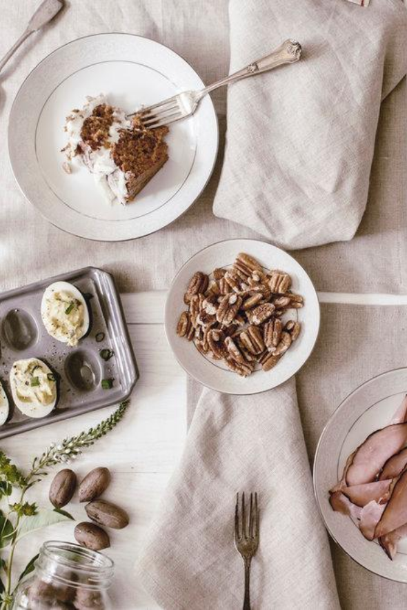 setting an easter table by heirloomed