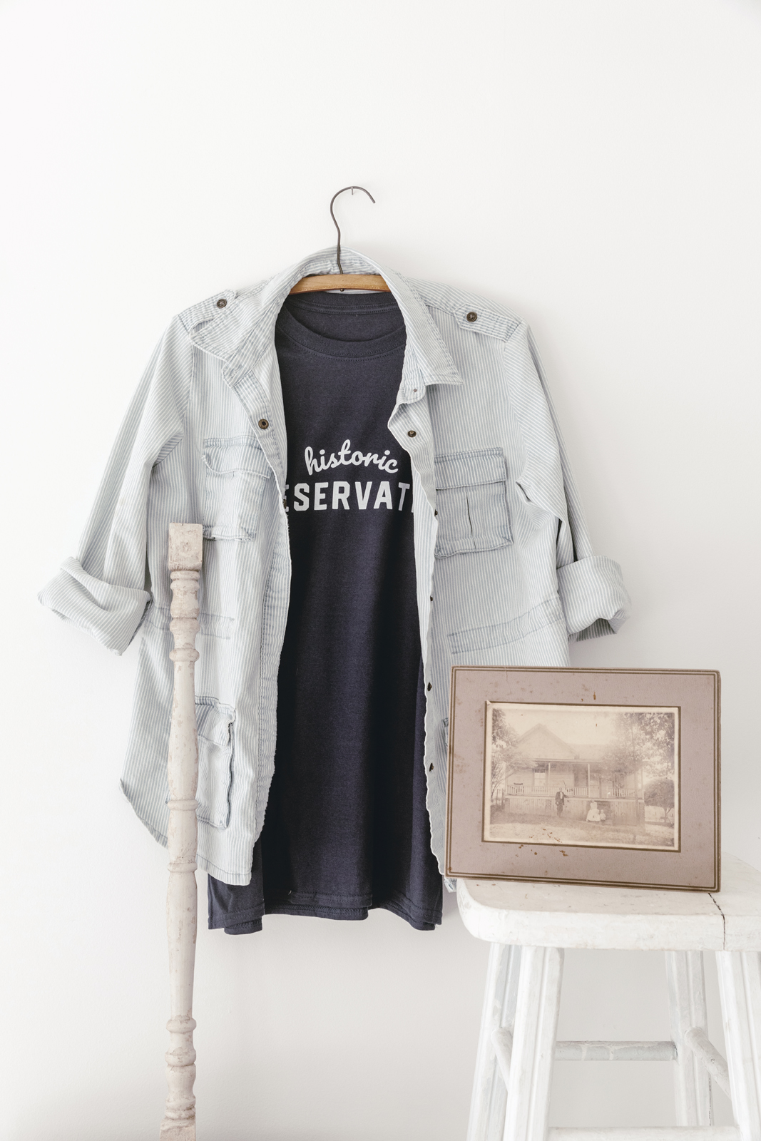 hanging navy blue t-shirt