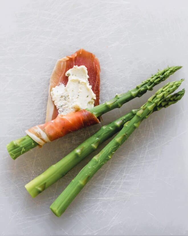 Prosciutto Wrapped Asparagus Step 3