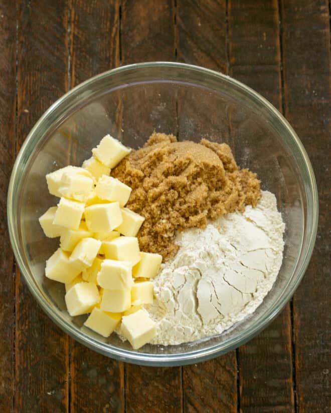 Apple crisp topping ingredients.