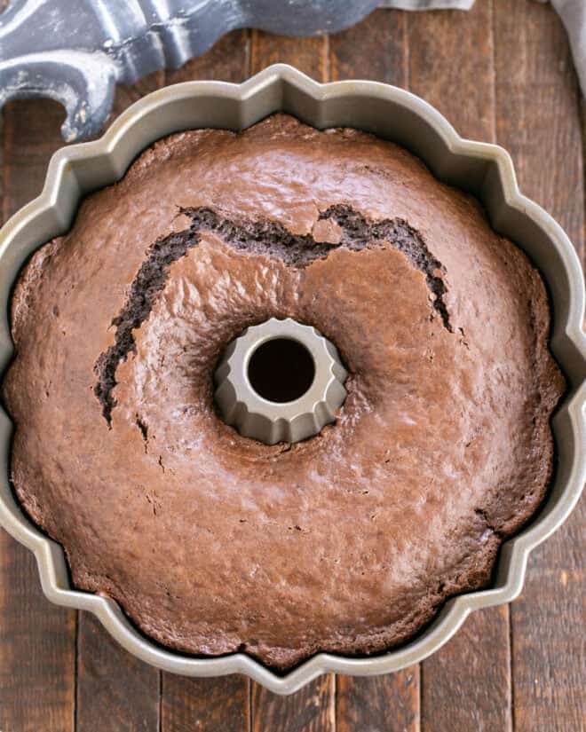 Baked cake.