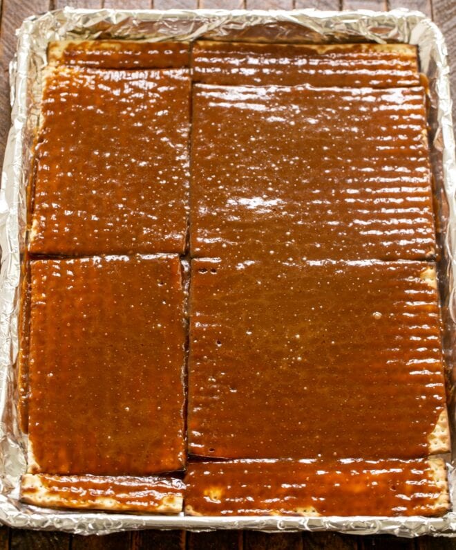 Step 4 in making Matzon Toffee.