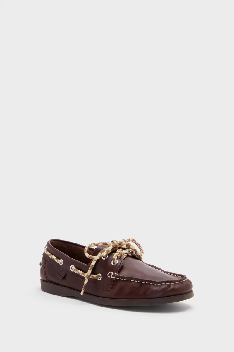 boat shoe trend women 